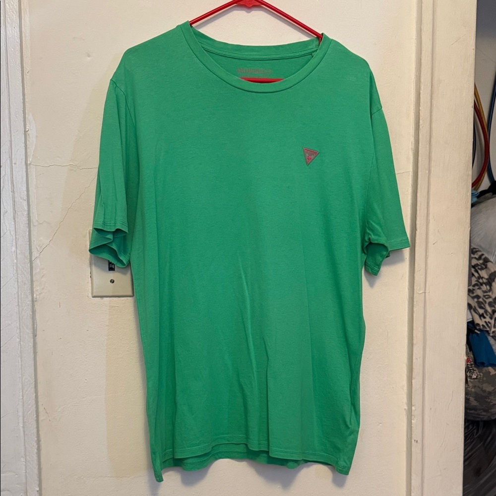 Guess Men's Tee in Vibrant Green